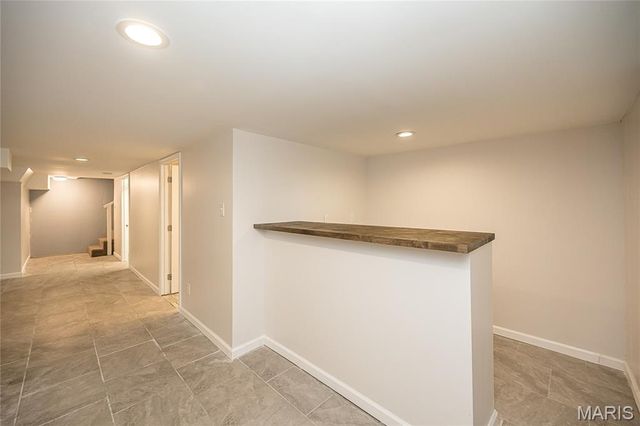 6300 Ashwell Drive, St Louis, MO 63123