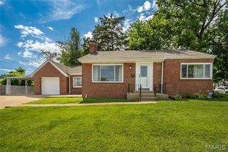 6300 Ashwell Drive, St Louis, MO 63123
