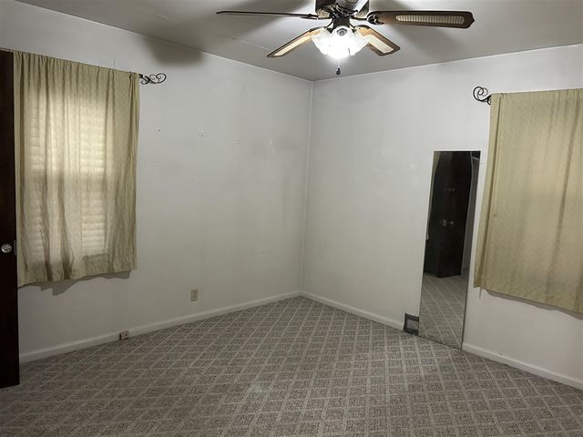 29715 Walnut Street, Flat Rock, MI 48134