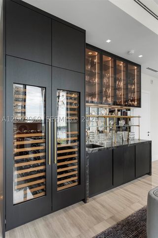 2821 S Bayshore Dr 8A, Miami, FL 33133