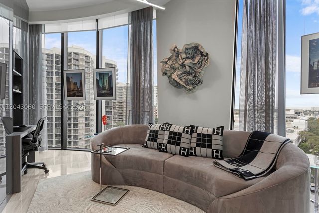 2821 S Bayshore Dr 8A, Miami, FL 33133