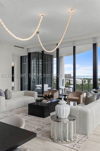 2821 S Bayshore Dr 8A, Miami, FL 33133