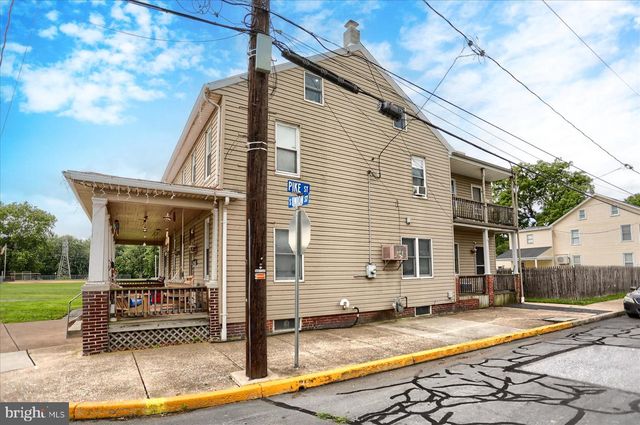 701 & 703 S UNION ST, Middletown, PA 17057