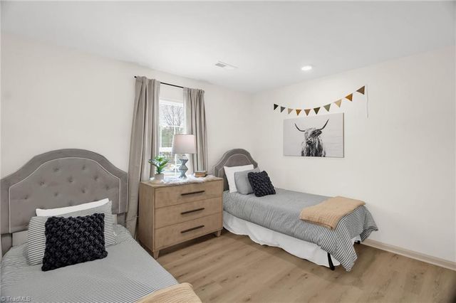 2069 Darwick Road, Winston-salem, NC 27127