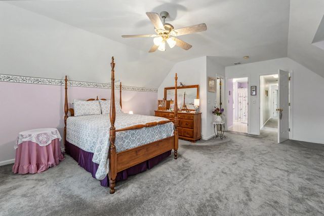 68 Barbara Lane, Hudson, NH 03051
