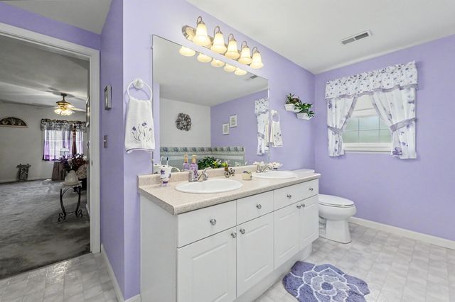 68 Barbara Lane, Hudson, NH 03051