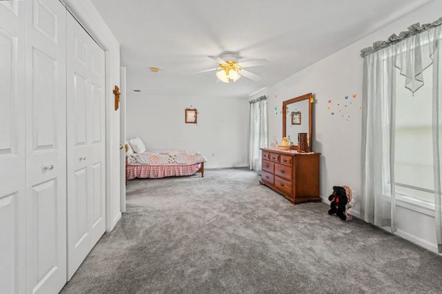 68 Barbara Lane, Hudson, NH 03051