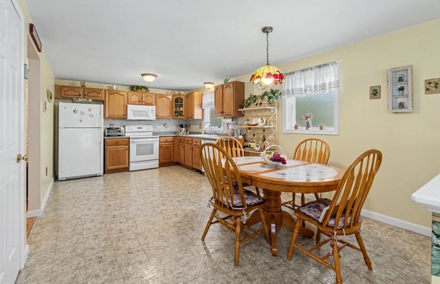 68 Barbara Lane, Hudson, NH 03051