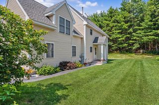 68 Barbara Lane, Hudson, NH 03051