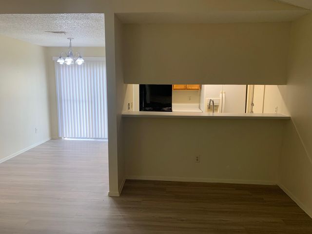 523 Greenlawn BLVD, Round Rock, TX 78664