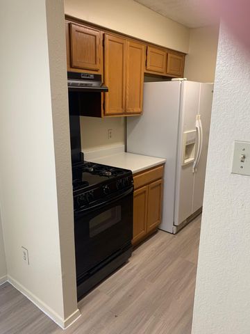 523 Greenlawn BLVD, Round Rock, TX 78664