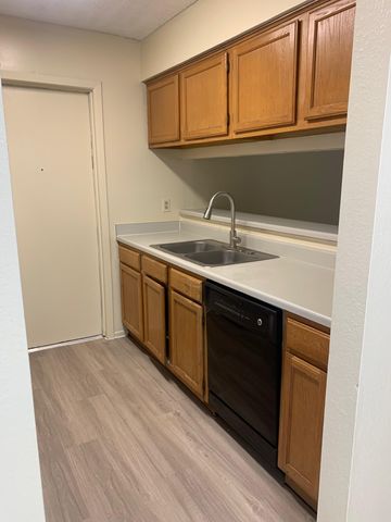 523 Greenlawn BLVD, Round Rock, TX 78664
