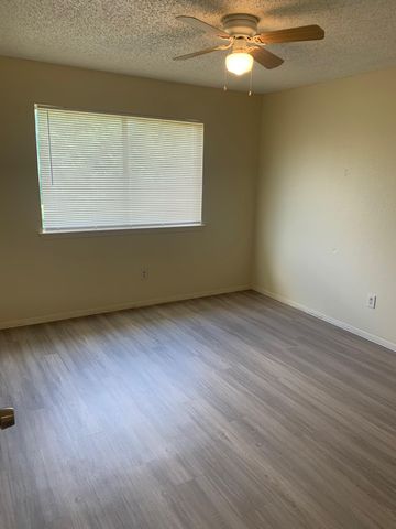 523 Greenlawn BLVD, Round Rock, TX 78664