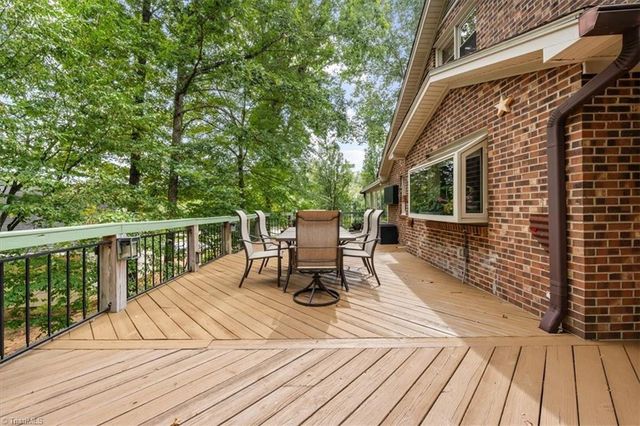 4907 Trailwood Drive, Greensboro, NC 27407