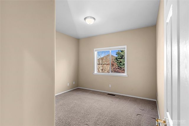 946 Briarwood Drive, East Wenatchee, WA 98802