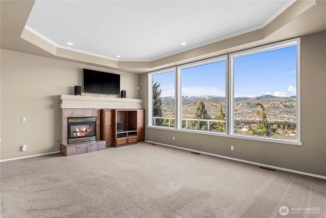 946 Briarwood Drive, East Wenatchee, WA 98802