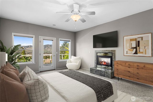 946 Briarwood Drive, East Wenatchee, WA 98802