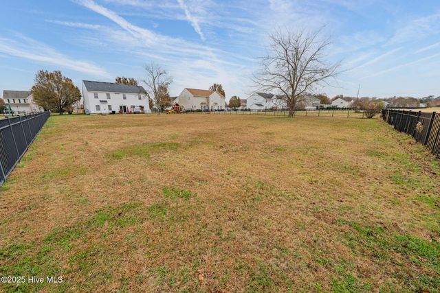 142 Saint Andrews Road, Moyock, NC 27958