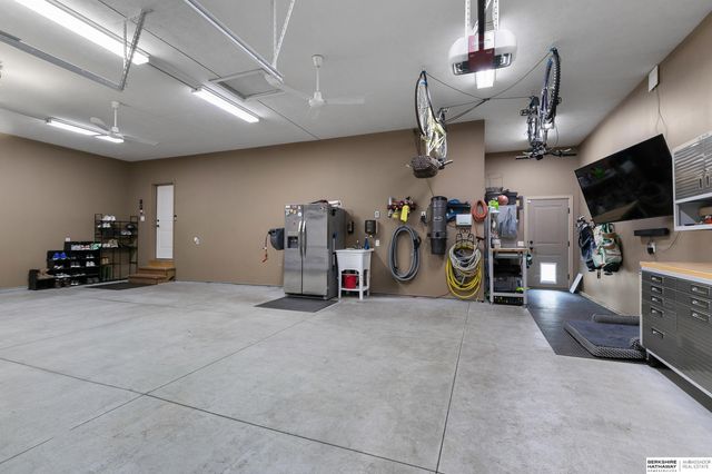 3940 Leesburg Street, Lincoln, NE 68516