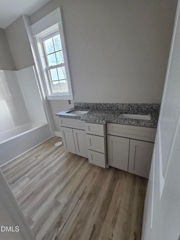 2837 Faucette Lane, Burlington, NC 27217