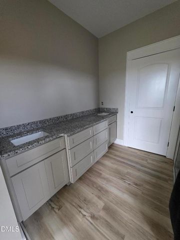 2837 Faucette Lane, Burlington, NC 27217