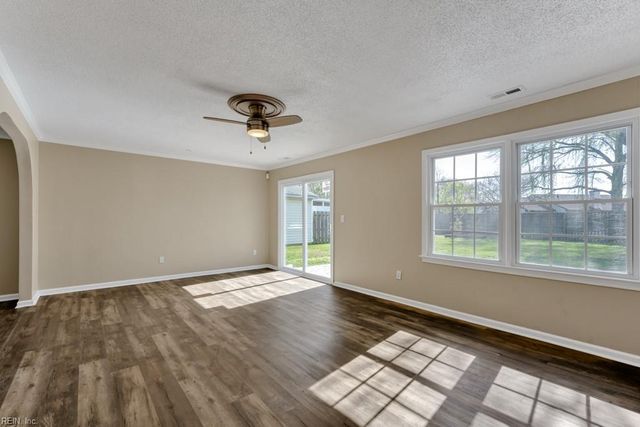 1290 Bridle Creek BLVD, Virginia Beach, VA 23464