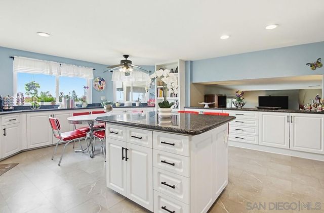 7832 Forrestal, San Diego, CA 92120