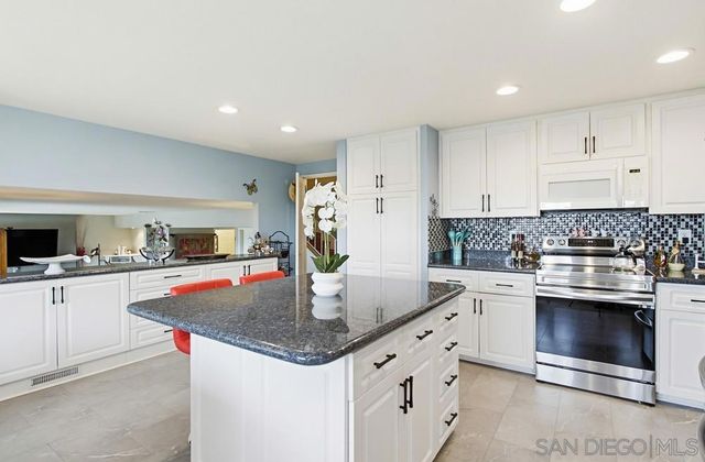 7832 Forrestal, San Diego, CA 92120