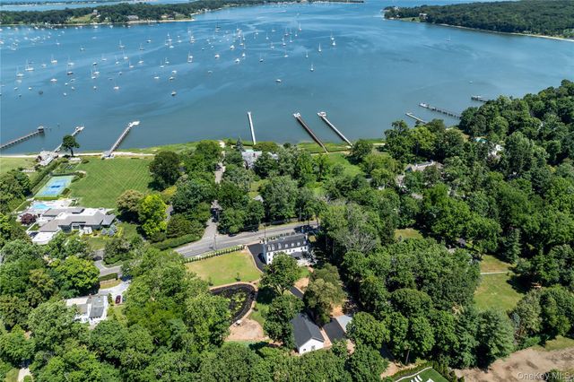 77 Cove Road, Oyster Bay, NY 11771