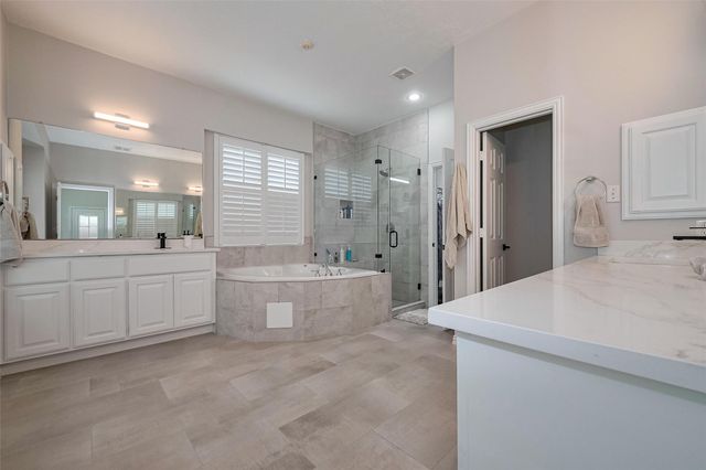 66 Marquise Oaks Place, The Woodlands, TX 77382
