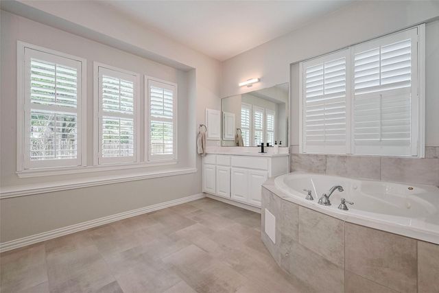 66 Marquise Oaks Place, The Woodlands, TX 77382