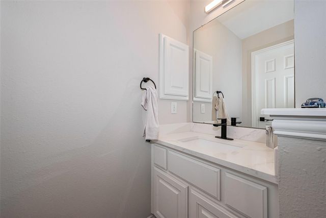 66 Marquise Oaks Place, The Woodlands, TX 77382
