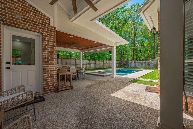 66 Marquise Oaks Place, The Woodlands, TX 77382
