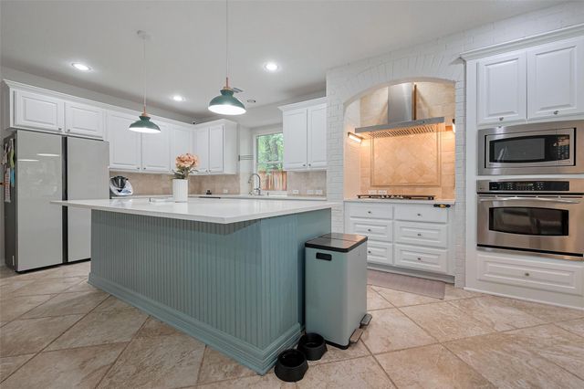 66 Marquise Oaks Place, The Woodlands, TX 77382