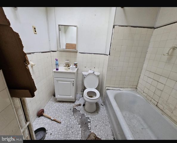 1028 W OLNEY AVE, Philadelphia, PA 19141