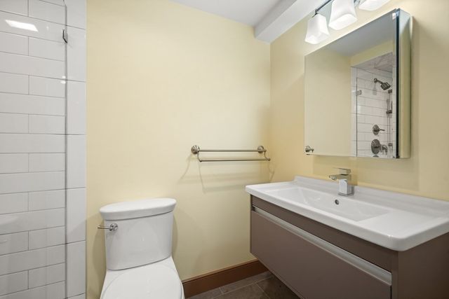 378 Columbus Ave 1, Boston, MA 02116