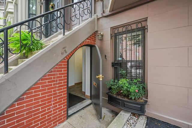 378 Columbus Ave 1, Boston, MA 02116