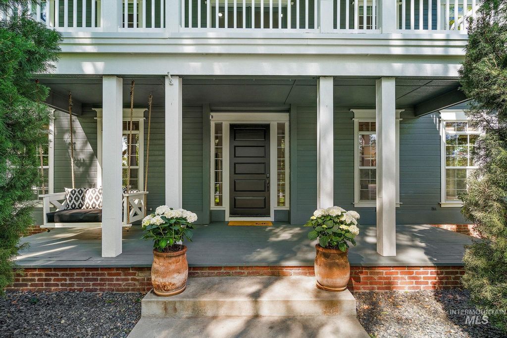 515 N Sierra View Dr, Eagle, ID 83616 photo 2