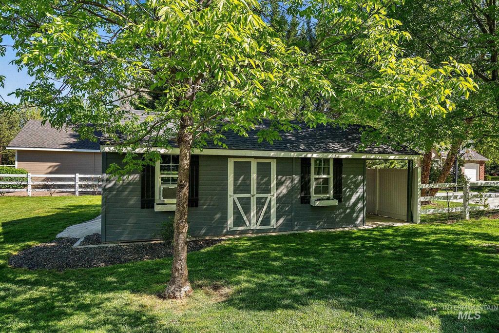 515 N Sierra View Dr, Eagle, ID 83616 photo 41