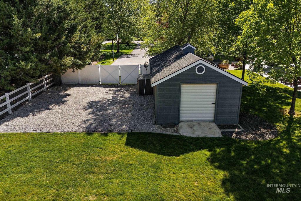 515 N Sierra View Dr, Eagle, ID 83616 photo 43