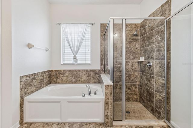 31518 BEARDED OAK DRIVE, Wesley Chapel, FL 33543