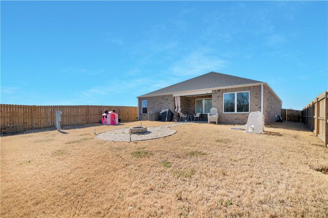 3305 Snowbird Street, Springdale, AR 72764