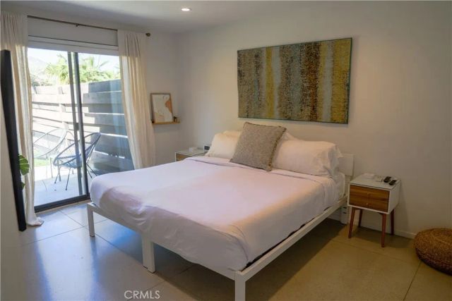 1133 E Via Escuela, Palm Springs, CA 92262