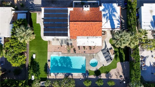 1133 E Via Escuela, Palm Springs, CA 92262