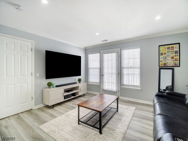 53 Springbrook Rd East, Montville Twp., NJ 07045