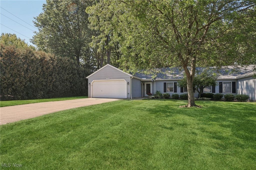 2244 Candlewood Drive, Avon, OH 44011