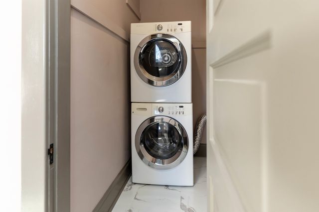 701 W Ash St, Salina, KS 67401