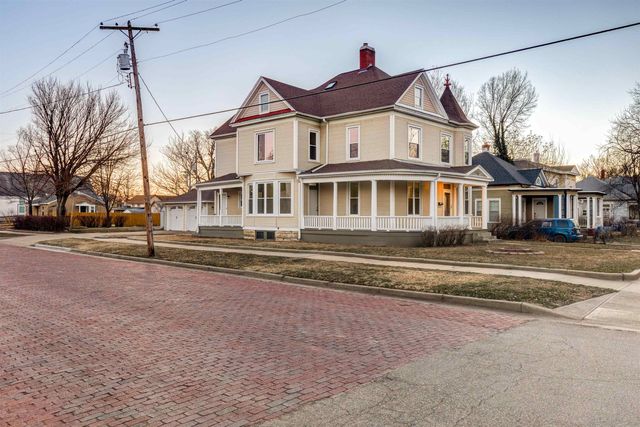 701 W Ash St, Salina, KS 67401