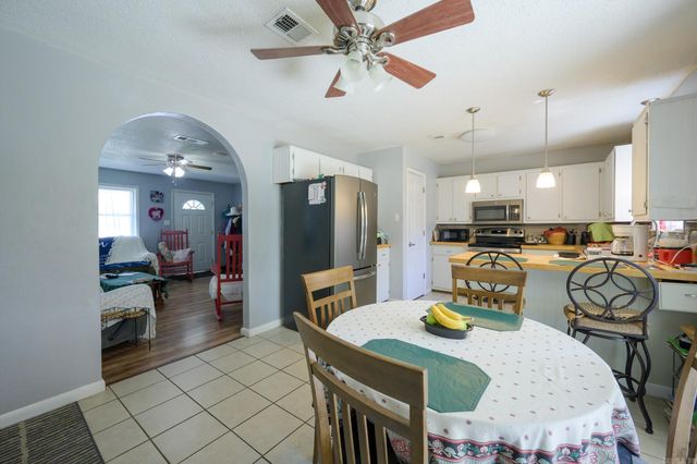 315 Blake Drive, Mena, AR 71953