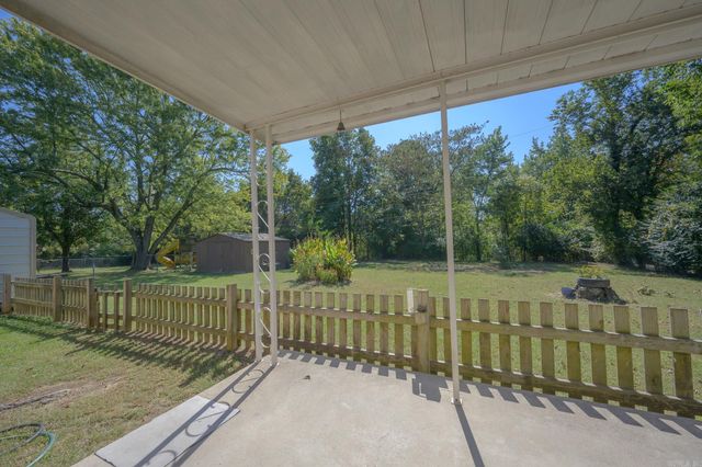 315 Blake Drive, Mena, AR 71953